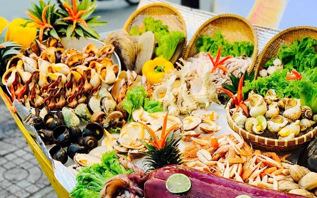 Blue Sky 2 - Hải Sản, Lẩu Thái & Ốc Các Loại