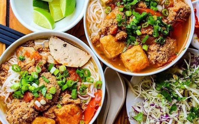 QUÁN CUA ĐỒNG - Bún Riêu Cua, Bún Đậu Mắm Tôm & Nem Cua Bể - 122/4 Yên Thế