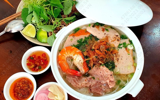 Thố Việt - Bún Bò, Bún Mọc & Nem Nướng - Nguyễn Duy Trinh