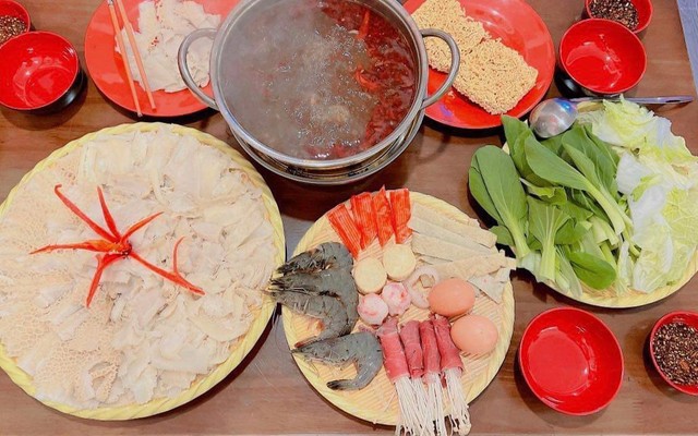 Quán Ăn Món Hoa & Thái - Triệu Quang Phục