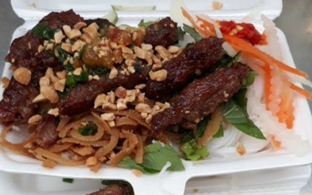 Bánh Mì & Bún Bì Nem Nướng - Nhàn Quán - Võ Thị Sáu