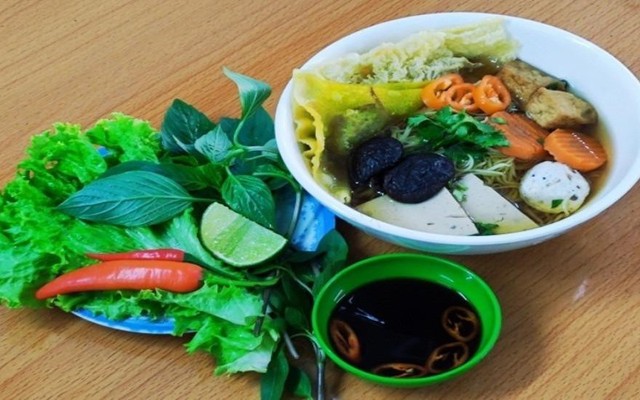 Cơm Chay Hoà Hảo - Phạm Hùng