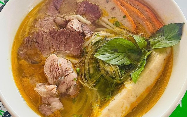 Bún Bò Sườn Quyên - Cuối Hẻm 8 Trần Hưng Đạo