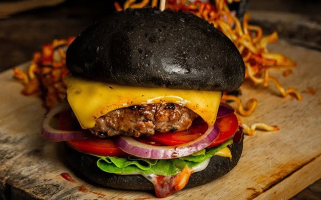 HAMBURGER IN TOWN - 4E3 Thành Thái