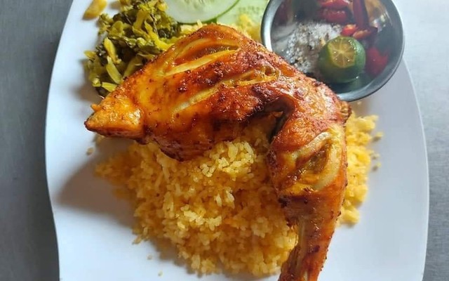 Cơm Gà Hồng Nhung 3 - Võ Thị Sáu