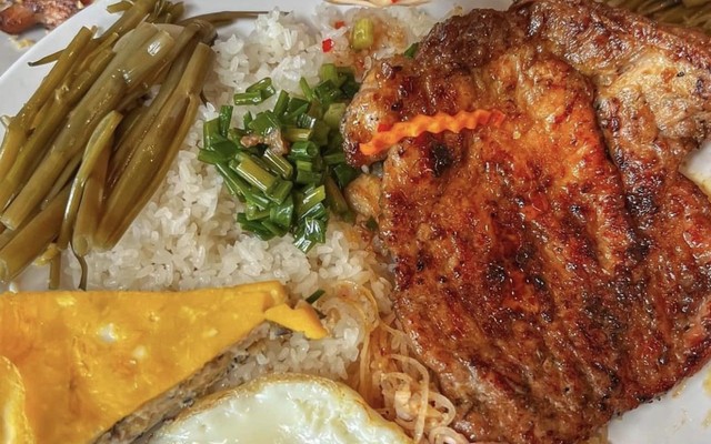 Cơm Tấm Diễm - 27 Trần Hưng Đạo