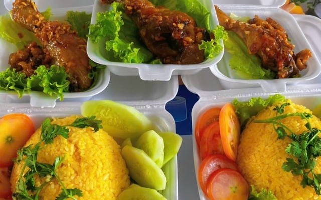 Bếp Nhà Ngọc - Cơm Xá Xíu & Mì Da Gà