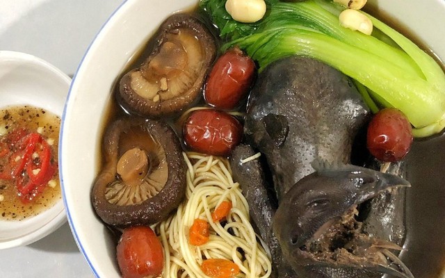 Gà Ác Tiềm Thuốc Bắc - Ngọc Phát 2