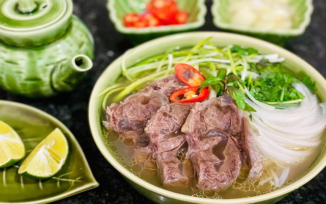 Phở Ao Sen - Lý Chiêu Hoàng