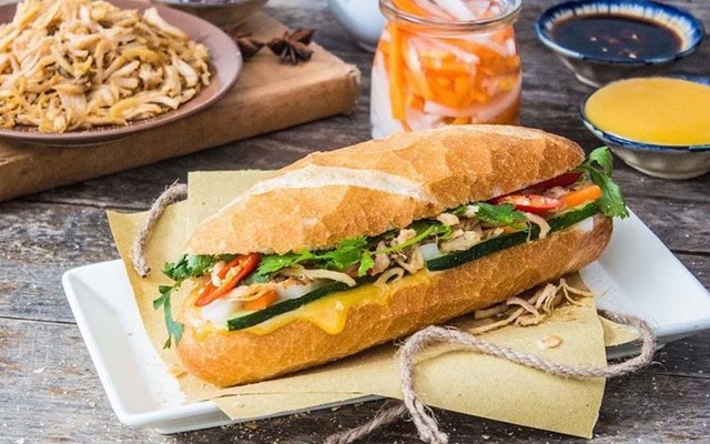 Bánh Mì - Giò Chả Ngọc Linh