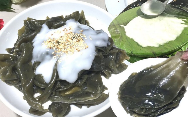 Bánh Lá Mơ - Hồ Thị Kỷ