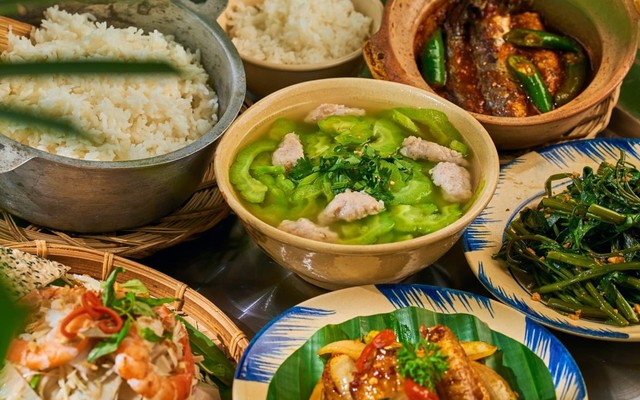 Cơm Văn Phòng Tường Viên - Cơm Phần, Cơm Đĩa & Cơm Hộp - 99 Song Hành