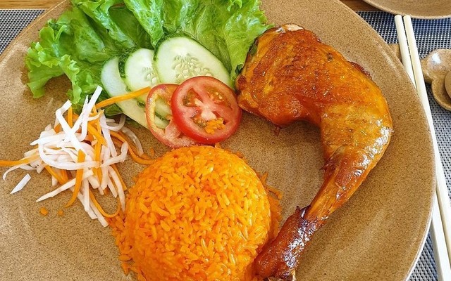Cơm Gà 09 - Hoa Lư