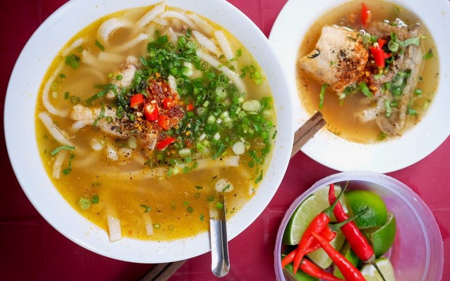 Quán Hai Chị Em - Bánh Canh Chả Cua Đà Nẵng