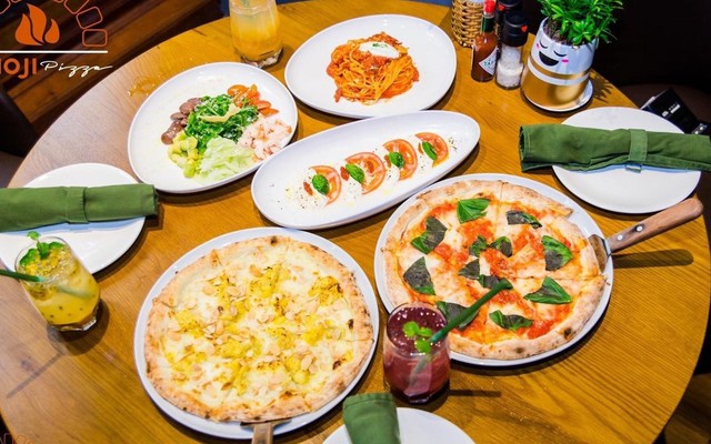 Emoji Pizza - Pizza Lò Củi