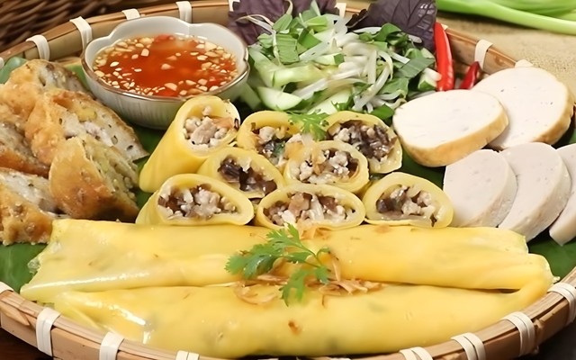 Bánh Cuốn Nóng Hà Nội - Nguyễn Đình Chiểu