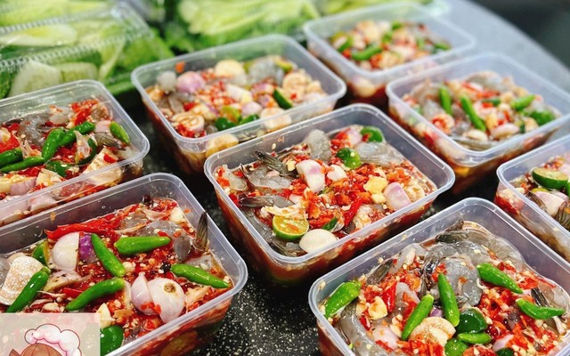 Bếp Của Hạnh - Mắm Nhĩ Hải Sản & Chân Gà Rút Xương Ngâm Sả Tắc