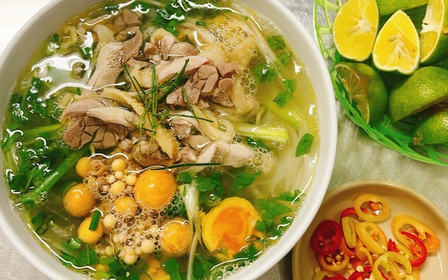 Phở Gà Ta - 51 Lĩnh Nam