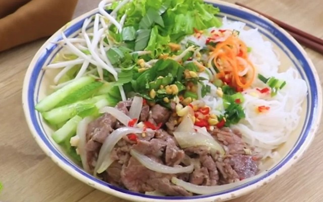 Bún Thịt Xào Long Xuyên -169 Ký Con