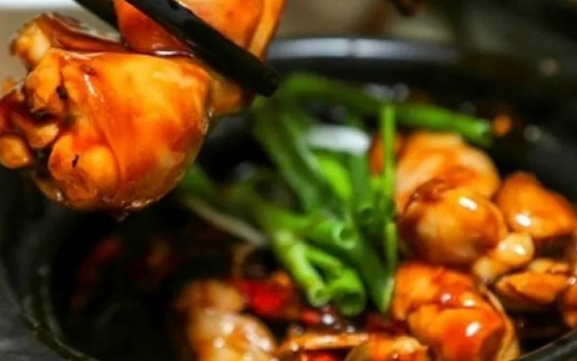 Cháo Ếch By Chang - 56 Lê Văn Hưu