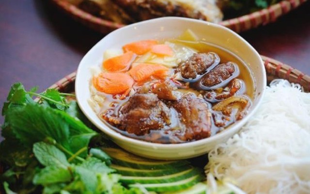 Bún Chả Ba Cô - Thái Hà