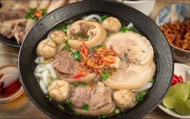 Bánh Canh Cua & Chả Cá - Bình Dân - Trần Bình Trọng