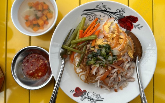 Cơm Tấm Long Xuyên Dì Ba - Phạm Viết Chánh