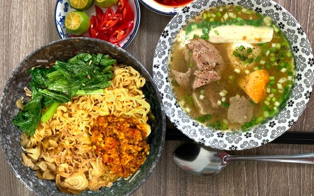 Quán Mì Cay Thé - Mì Trộn Sốt Sò Điệp Hồng Kông