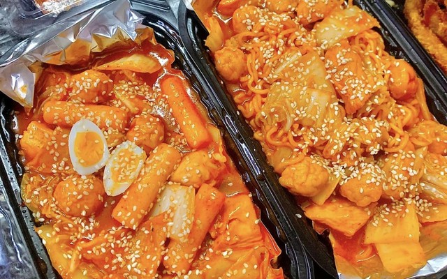 Ghiền Food & Drinks - Phó Đức Chính