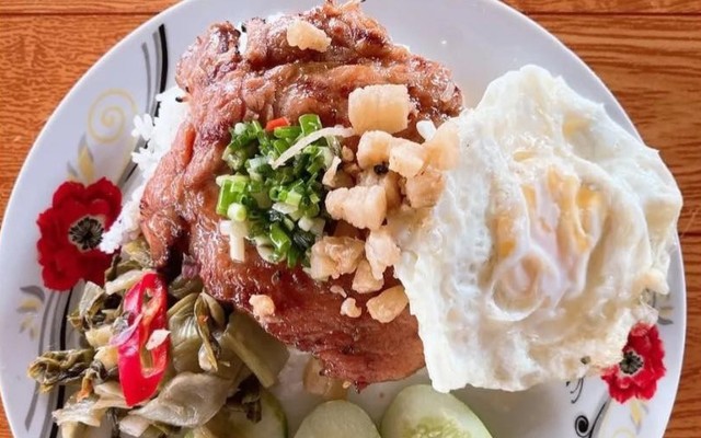 Cơm Tấm Phạm Cao - Cơm Sườn & Bún Thịt Nướng - Đối Diện Chợ Bình Chuẩn