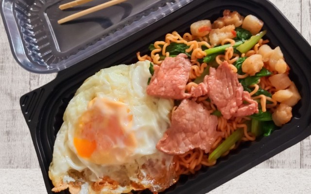 Mì Trộn Sky - Cơm Cháy Kho Quẹt & Ăn Vặt, Trà Sữa - 26/4 Đoàn Thị Liên