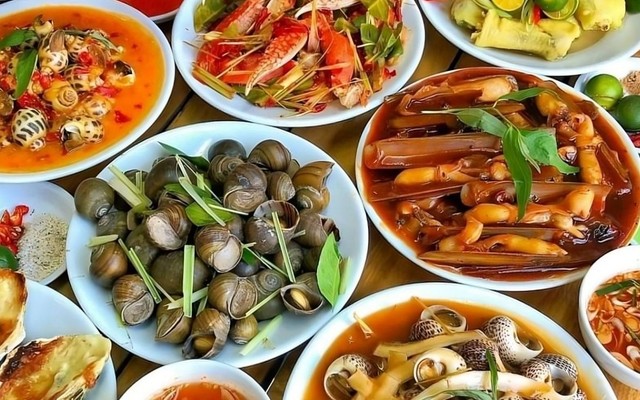 Ốc Nhớ, Tôm Sốt Thái & Hải Sản - Lương Thế Vinh