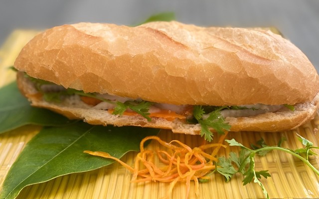 Bánh Mì Chay Vạn Phước - Nguyễn Văn Lượng