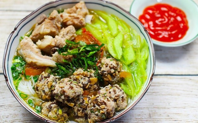 Mỳ Sườn Chua Hạnh Phương - Phạm Ngọc Thạch
