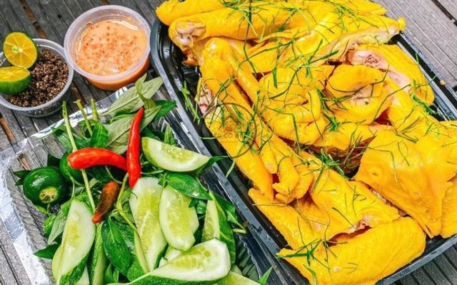 Ăn Vặt 1989s - Gà Ủ Muối, Xiên Que & Chân Gà Sốt Thái