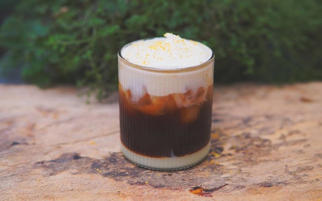 Cafe Muối Sân Bay - Thi Sách