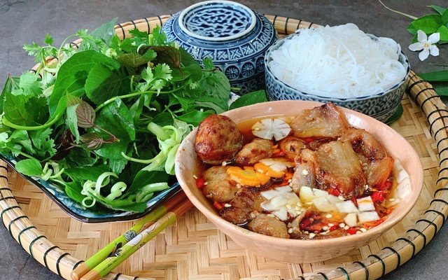 Bún Chả & Xôi Thịt Nướng - Hà Khánh - 17/258 Đà Nẵng 