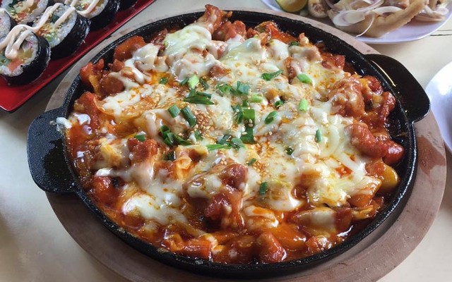 Papa's Kitchen - Đồ Ăn Hàn Quốc & Chân Gà Sốt Thái - Long Bình