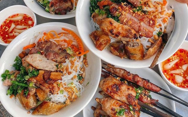 Cô Tư Quán - Bánh Xèo, Bánh Bèo & Bún Ram Thịt Nướng - Đại Phúc