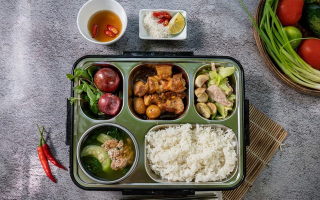 Quán Nhà Vin - Cơm Văn Phòng & Set Lẩu