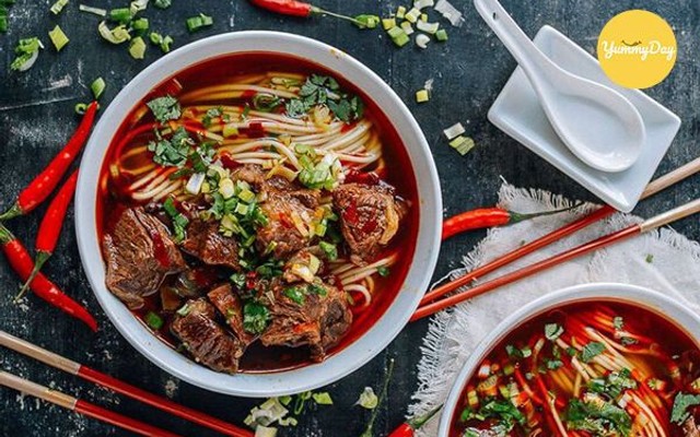 Hủ Tiếu, Bánh Mì Bò Kho & Cơm Tấm Đêm - Hồng Phúc