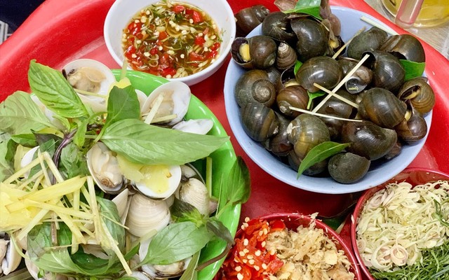 Ô Mê Ly - Ốc & Lẩu - 261 Quan Hoa