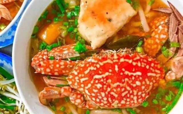 Cô Tư - Bánh Canh Ghẹ & Hủ Tiếu Tôm Mực - Bình Dân