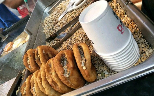 BuSan Hotteok - Bánh Rán Hàn Quốc - Nguyễn Hữu Thọ