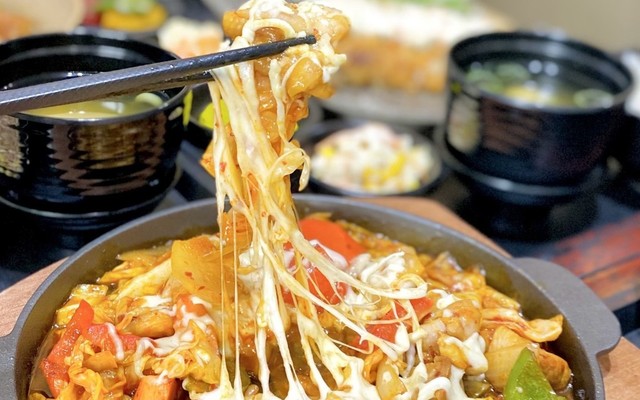 DOCHI - Cơm Set Nhật Bản