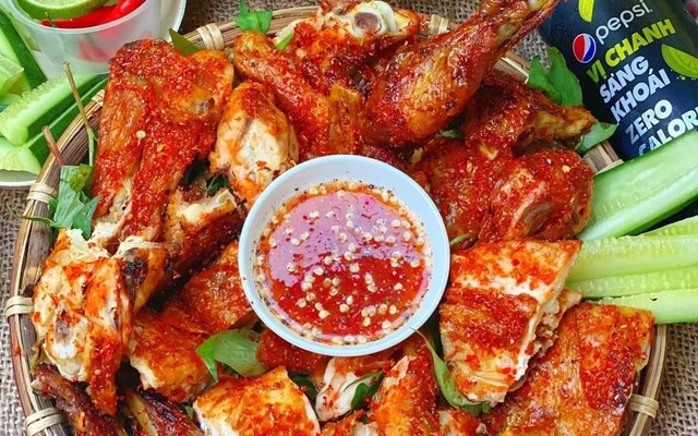 199x - Gà Ủ Muối, Mì Trộn & Chân Gà Sốt Thái