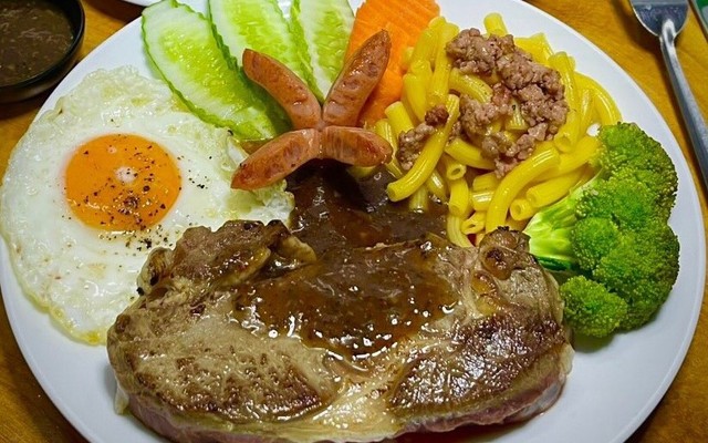 Bò Bít Tết Đài Loan - 118 Dương Thị Mười