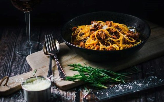 Chicken Chick - Gà Rán, Chân Gà Sốt & Mỳ Cay