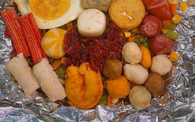 Tiệm Ăn Nhà Gạo - Mì Trộn Indomie, Nui Xào & Đồ Ăn Vặt