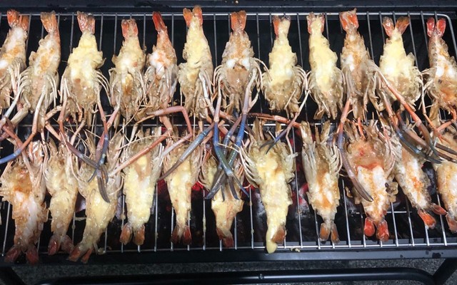 Tôm Lửa - Cơm & Tôm Càng Nướng - Pasteur